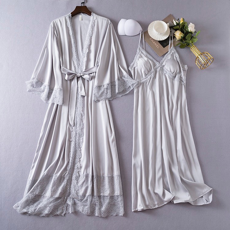 <transcy>Soft silk set</transcy>