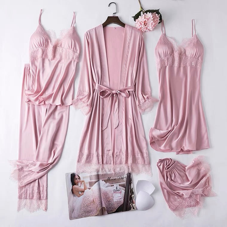 <transcy>Soft silk set</transcy>