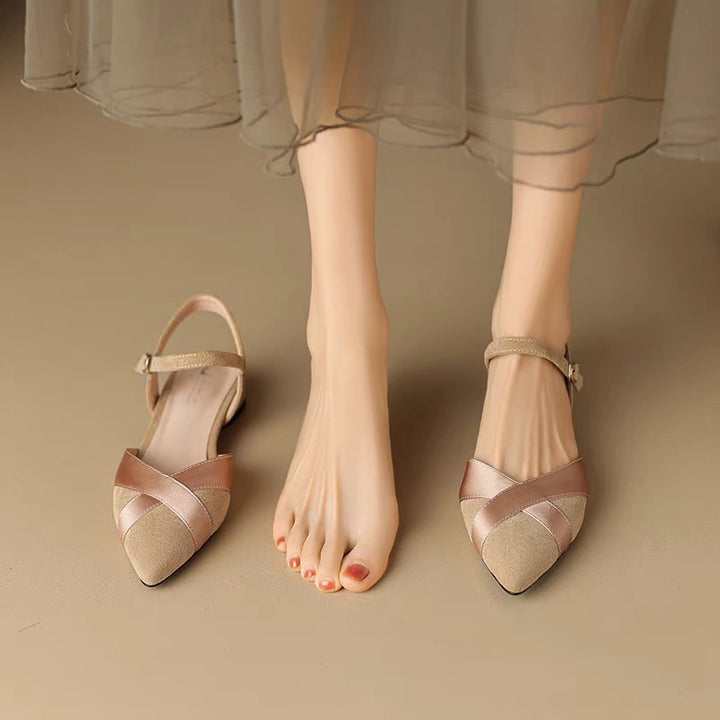 Practical suede shoes 