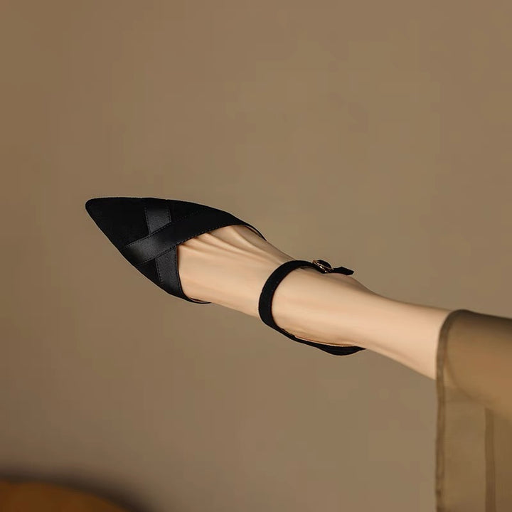 Practical suede shoes 