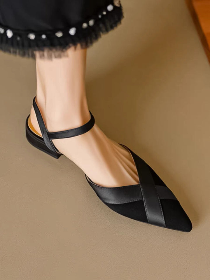 Practical suede shoes 
