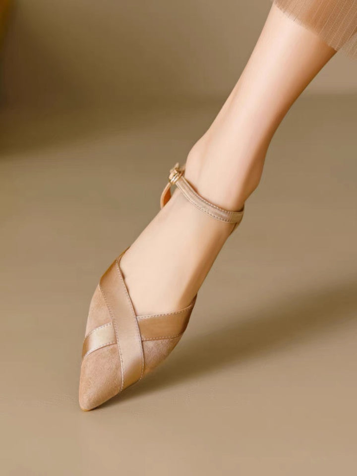 Practical suede shoes 