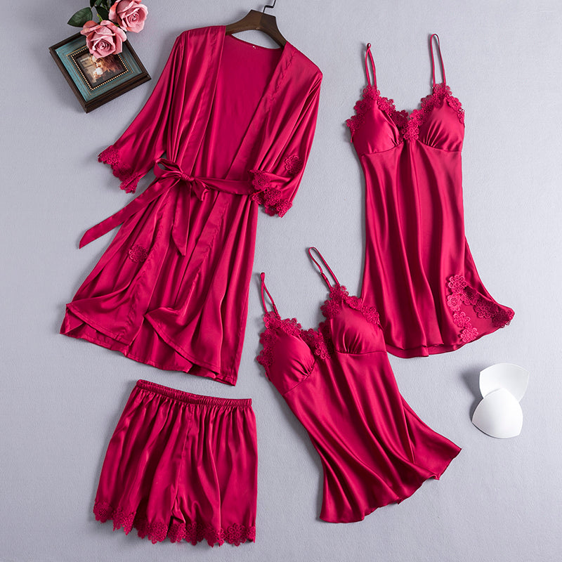 <transcy>sexy silk suit</transcy>